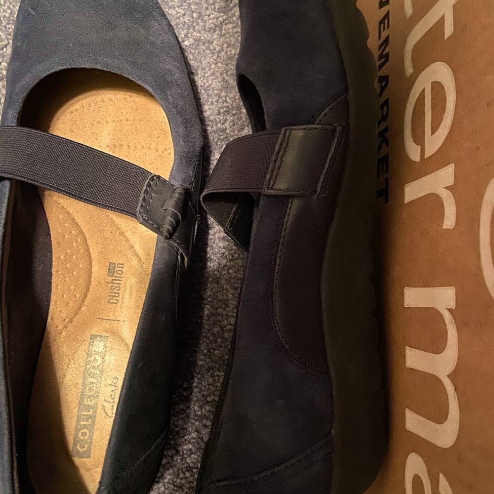 Clarks Navy Comfort Shoe